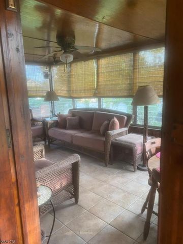 74 Avenue D, Lodi Boro, NJ 07644
