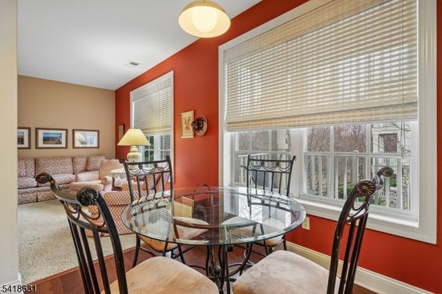 706 Holly Ln 706, Cedar Grove Twp., NJ 07009