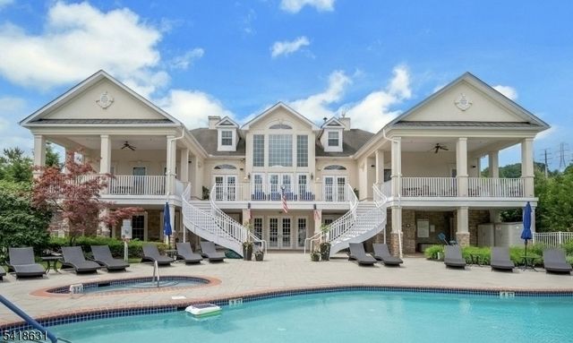 706 Holly Ln 706, Cedar Grove Twp., NJ 07009