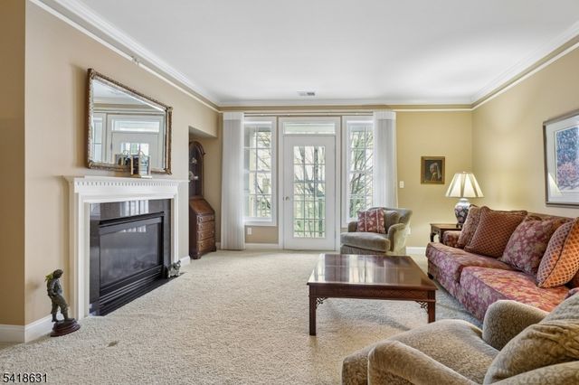 706 Holly Ln 706, Cedar Grove Twp., NJ 07009