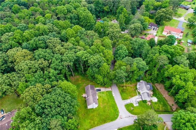 2790 Deerfield Drive, Lithia Springs, GA 30122