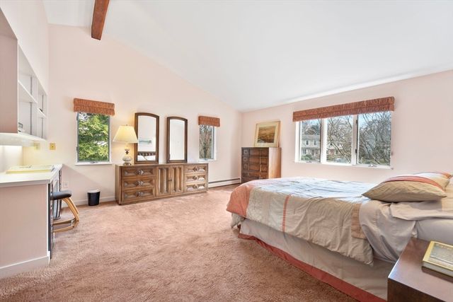 142 Worthen Rd, Lexington, MA 02421