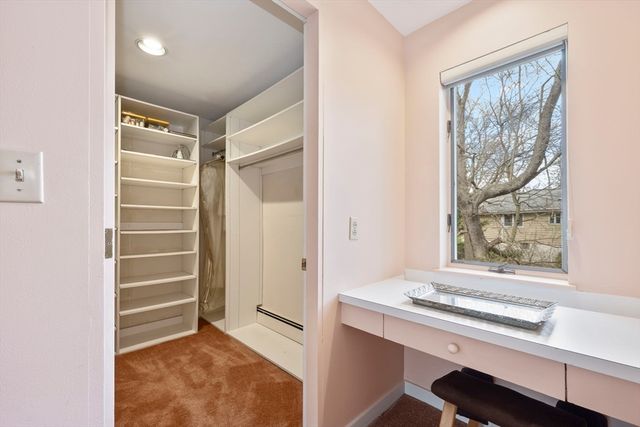 142 Worthen Rd, Lexington, MA 02421