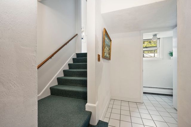 142 Worthen Rd, Lexington, MA 02421