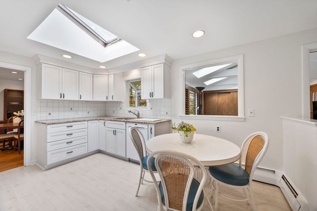 142 Worthen Rd, Lexington, MA 02421