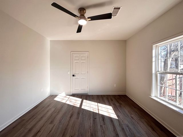 402 N Morrill Street, Morrilton, AR 72110