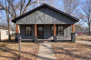 402 N Morrill Street, Morrilton, AR 72110