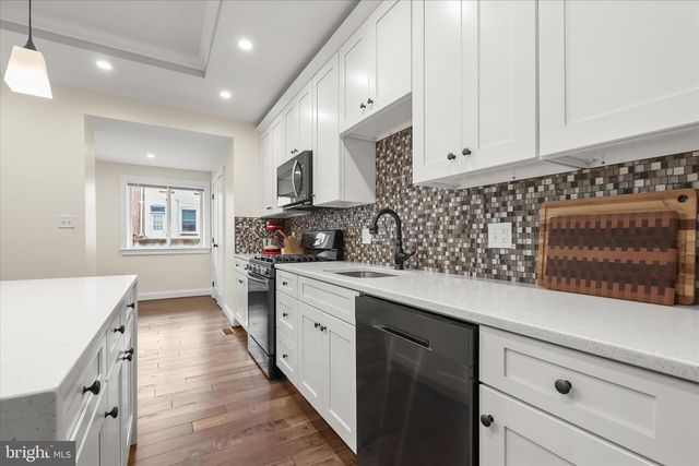 264 S EAST AVE, Baltimore, MD 21224