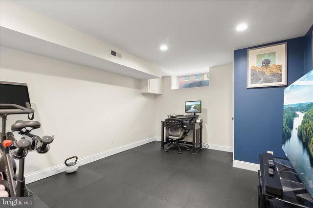 264 S EAST AVE, Baltimore, MD 21224