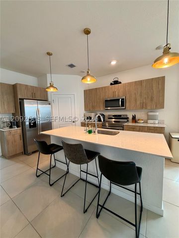12918 SW 266th Ter 12918, Homestead, FL 33032