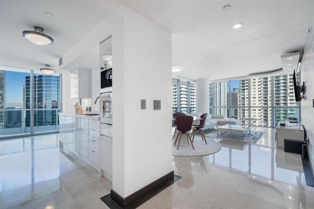 1331 Brickell Bay Dr 2402, Miami, FL 33131