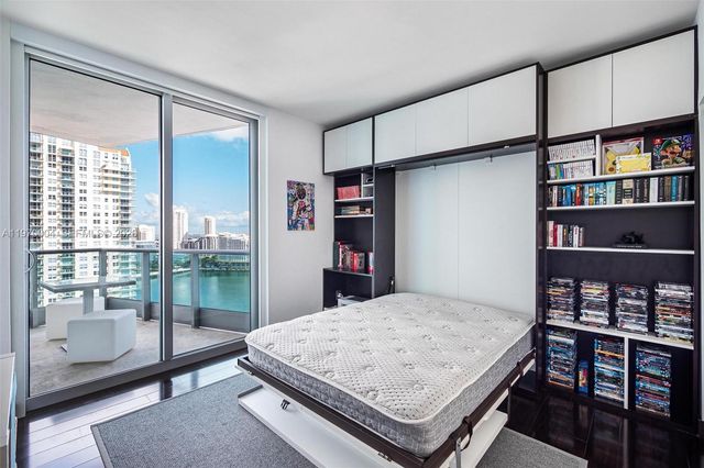 1331 Brickell Bay Dr 2402, Miami, FL 33131