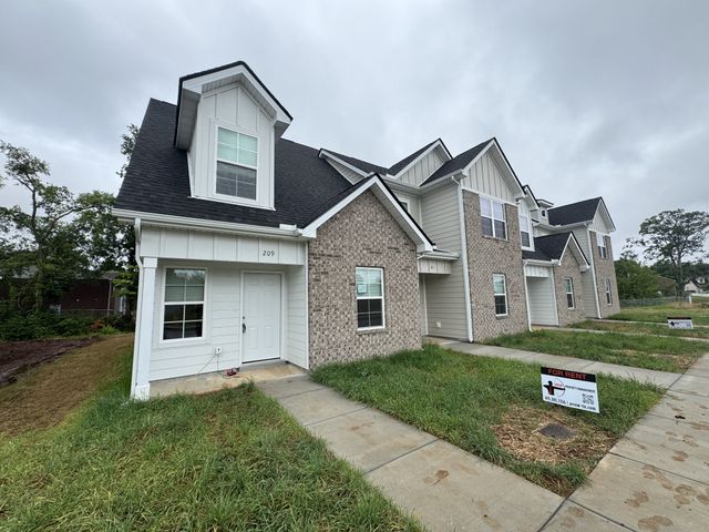209 Mountaindale Dr, Smyrna, TN 37167