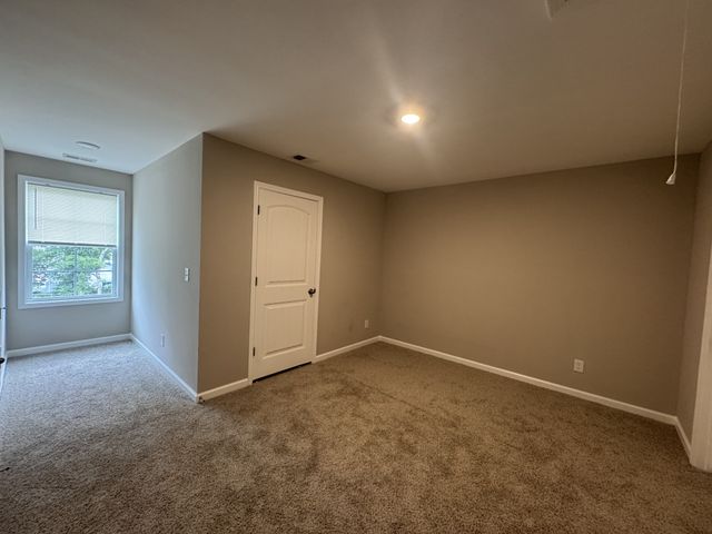 209 Mountaindale Dr, Smyrna, TN 37167