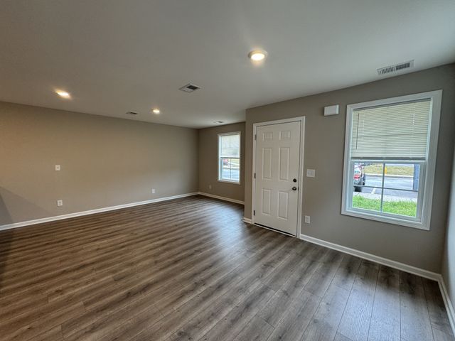 209 Mountaindale Dr, Smyrna, TN 37167
