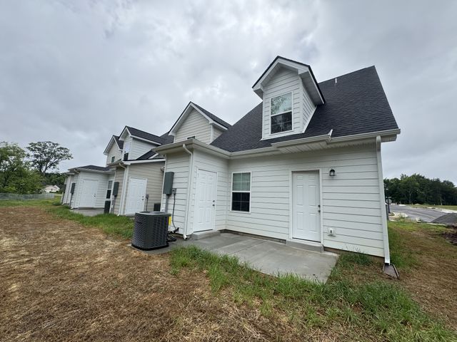 209 Mountaindale Dr, Smyrna, TN 37167