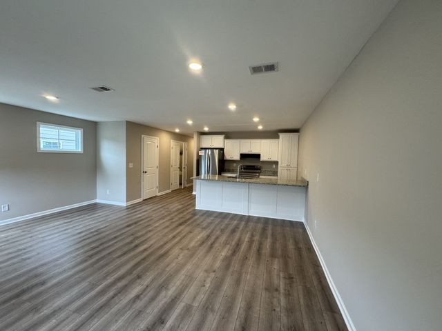 209 Mountaindale Dr, Smyrna, TN 37167