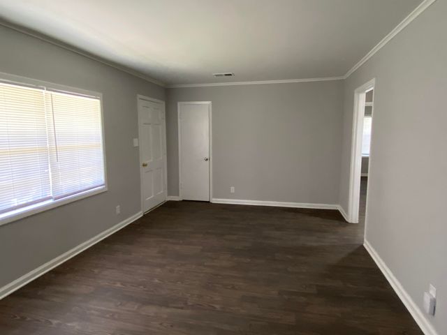 2104 ALTA VISTA AVE, Memphis, TN 38127