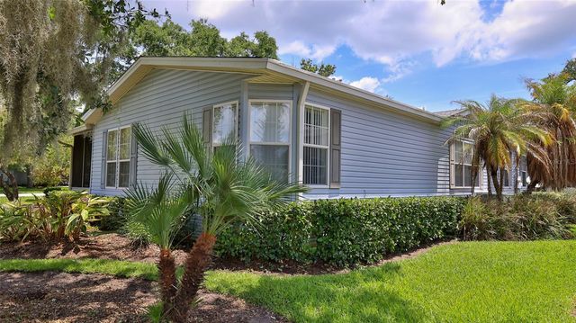 301 MARSH LANDING LOOP, Oak Hill, FL 32759