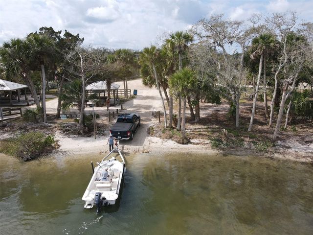 301 MARSH LANDING LOOP, Oak Hill, FL 32759