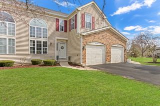 6709 E Wellsley Court, Gurnee, IL 60031