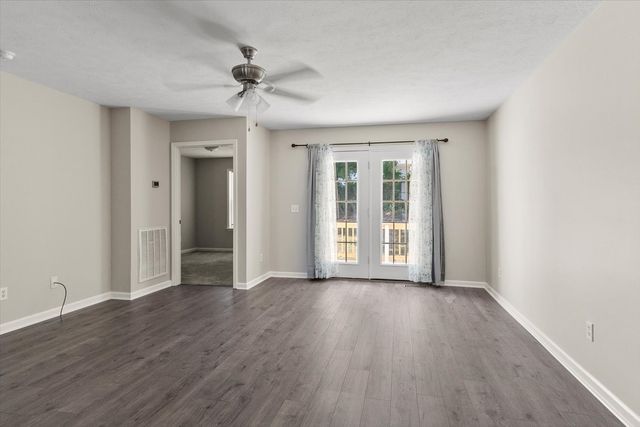 123 Kimberly Ct, Columbia, TN 38401