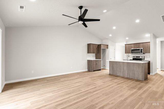 13730 Inman Ct, Caldwell, ID 83607