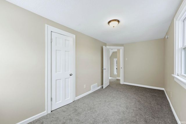 2910 S Harrison Street, Fort Wayne, IN 46807