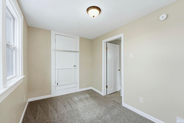 2910 S Harrison Street, Fort Wayne, IN 46807