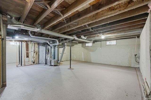 2910 S Harrison Street, Fort Wayne, IN 46807