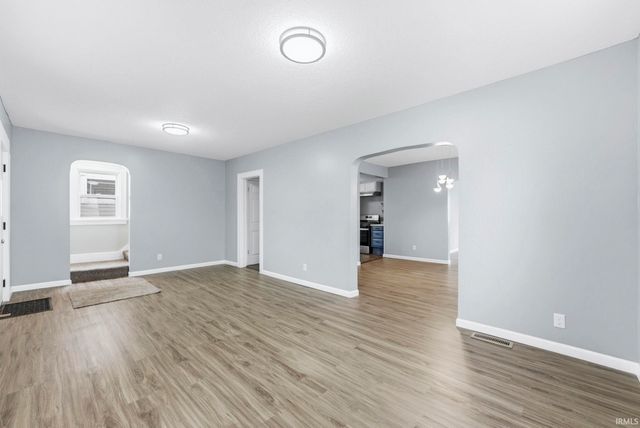 2910 S Harrison Street, Fort Wayne, IN 46807