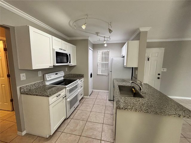 634 STEAMBOAT COURT 171, Altamonte Springs, FL 32714