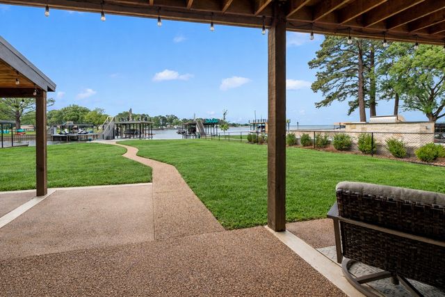 125 Xit Ranch Road, Trinidad, TX 75163