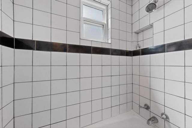 1319 Van Cleave Road NW, Albuquerque, NM 87107