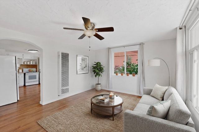1319 Van Cleave Road NW, Albuquerque, NM 87107