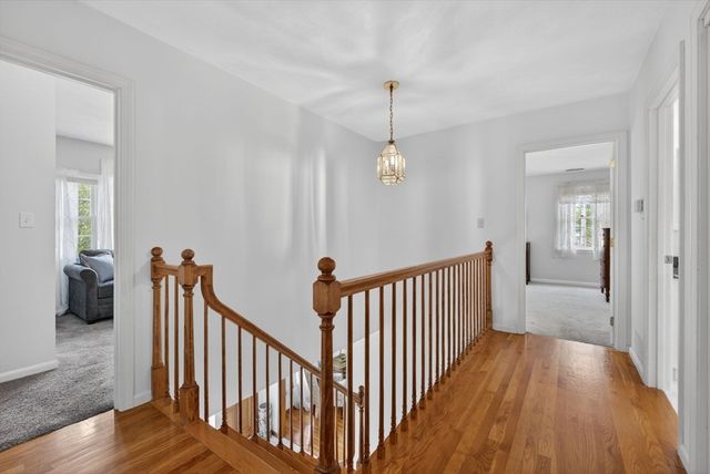 2 Stouffer Cir, Andover, MA 01810