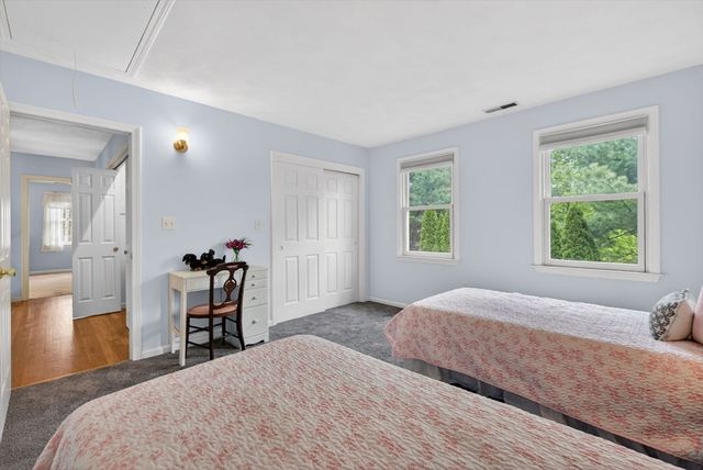 2 Stouffer Cir, Andover, MA 01810