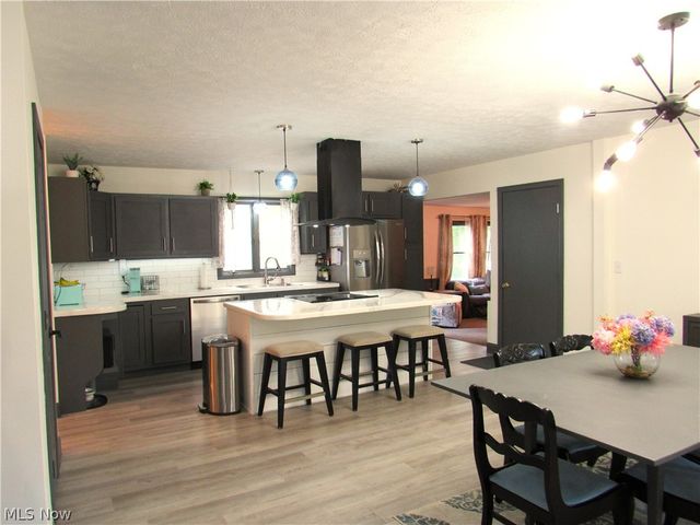 389 Tulip Trail, Wadsworth, OH 44281