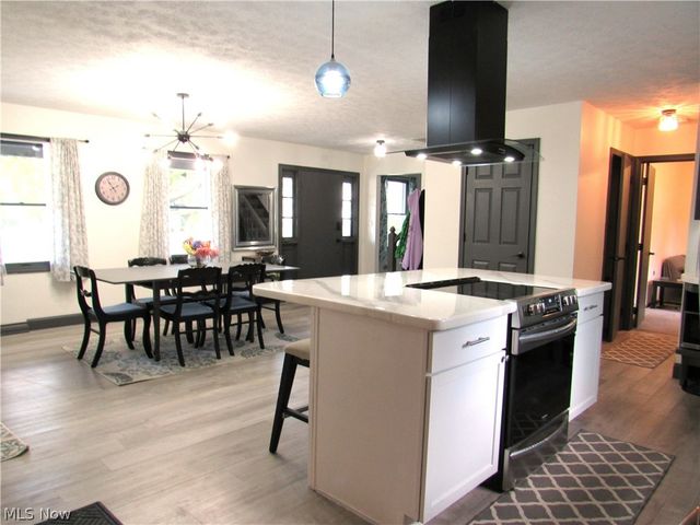 389 Tulip Trail, Wadsworth, OH 44281