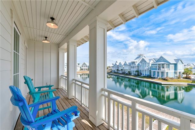 119 7 Day Weekend St, Port Aransas, TX 78373