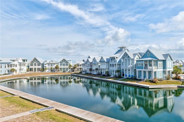 119 7 Day Weekend St, Port Aransas, TX 78373