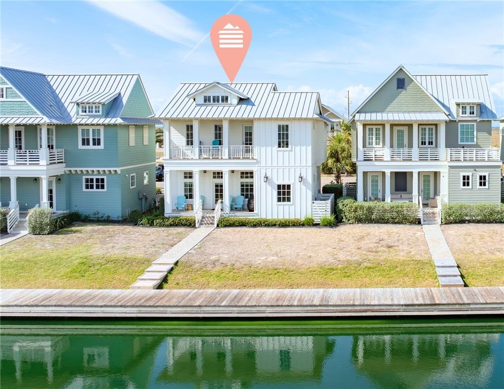 119 7 Day Weekend St, Port Aransas, TX 78373