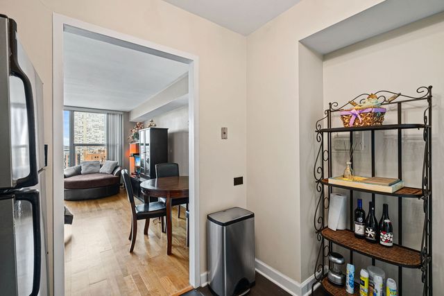 3600 N Lake Shore Drive 2122, Chicago, IL 60613