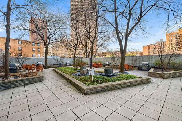 3600 N Lake Shore Drive 2122, Chicago, IL 60613