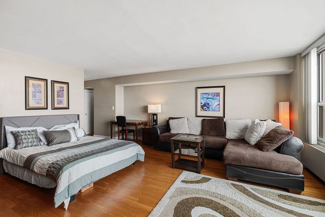 3600 N Lake Shore Drive 2122, Chicago, IL 60613