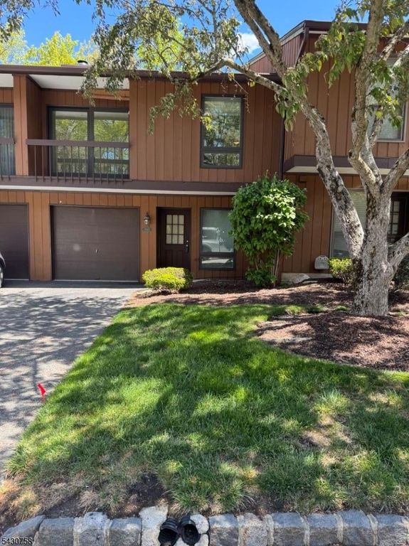1065 Treetops, Wharton Boro, NJ 07885