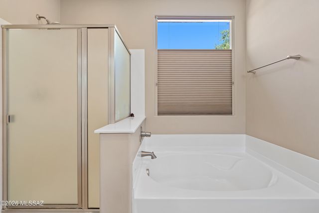 3430 W Bell Song Place, Marana, AZ 85658