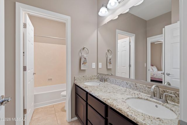 3430 W Bell Song Place, Marana, AZ 85658