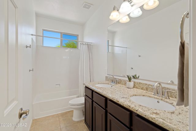 3430 W Bell Song Place, Marana, AZ 85658