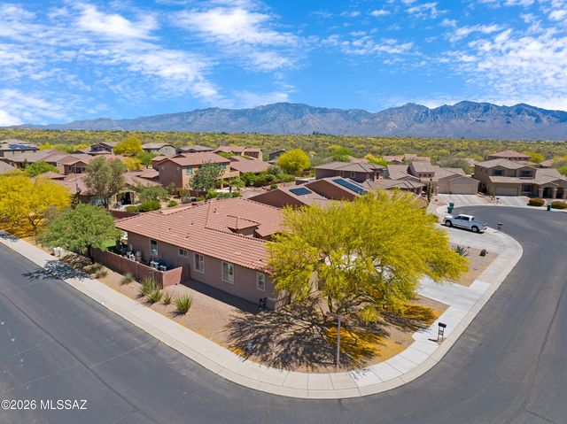 3430 W Bell Song Place, Marana, AZ 85658